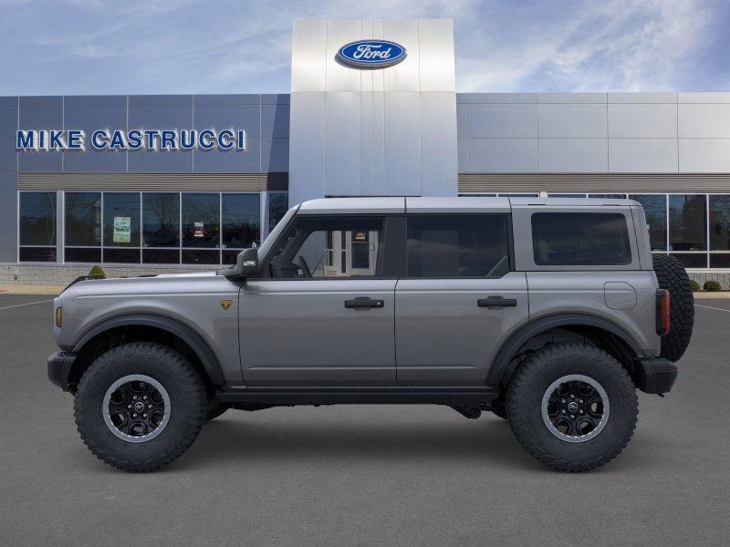 New 2025 Ford Bronco Badlands image 3