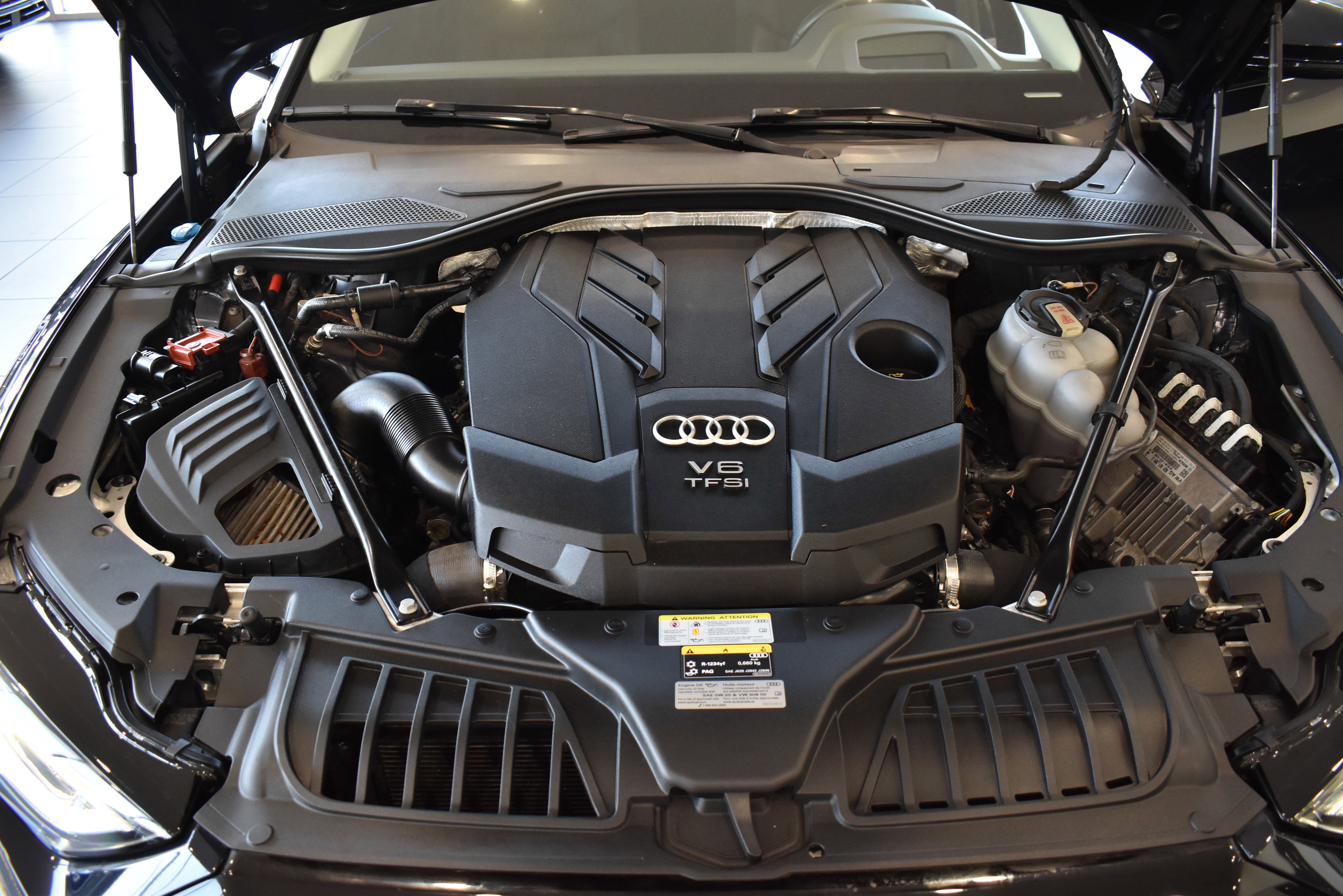 Used 2022 Audi A8 L 3.0T w/ Executive Package image 43