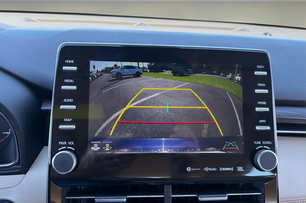 Certified 2019 Toyota Avalon XLE w/ Moonroof Package FWD image 23