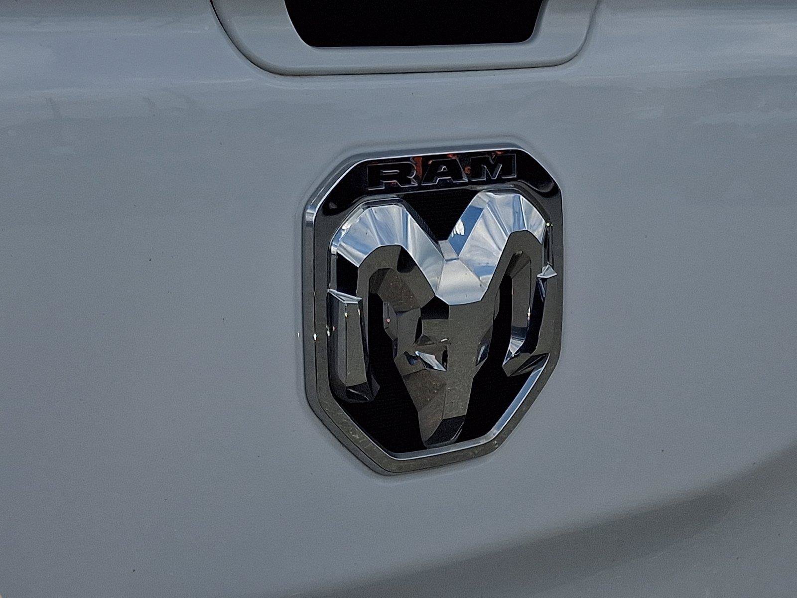 Used 2024 RAM 1500 Laramie AWD/4WD image 30