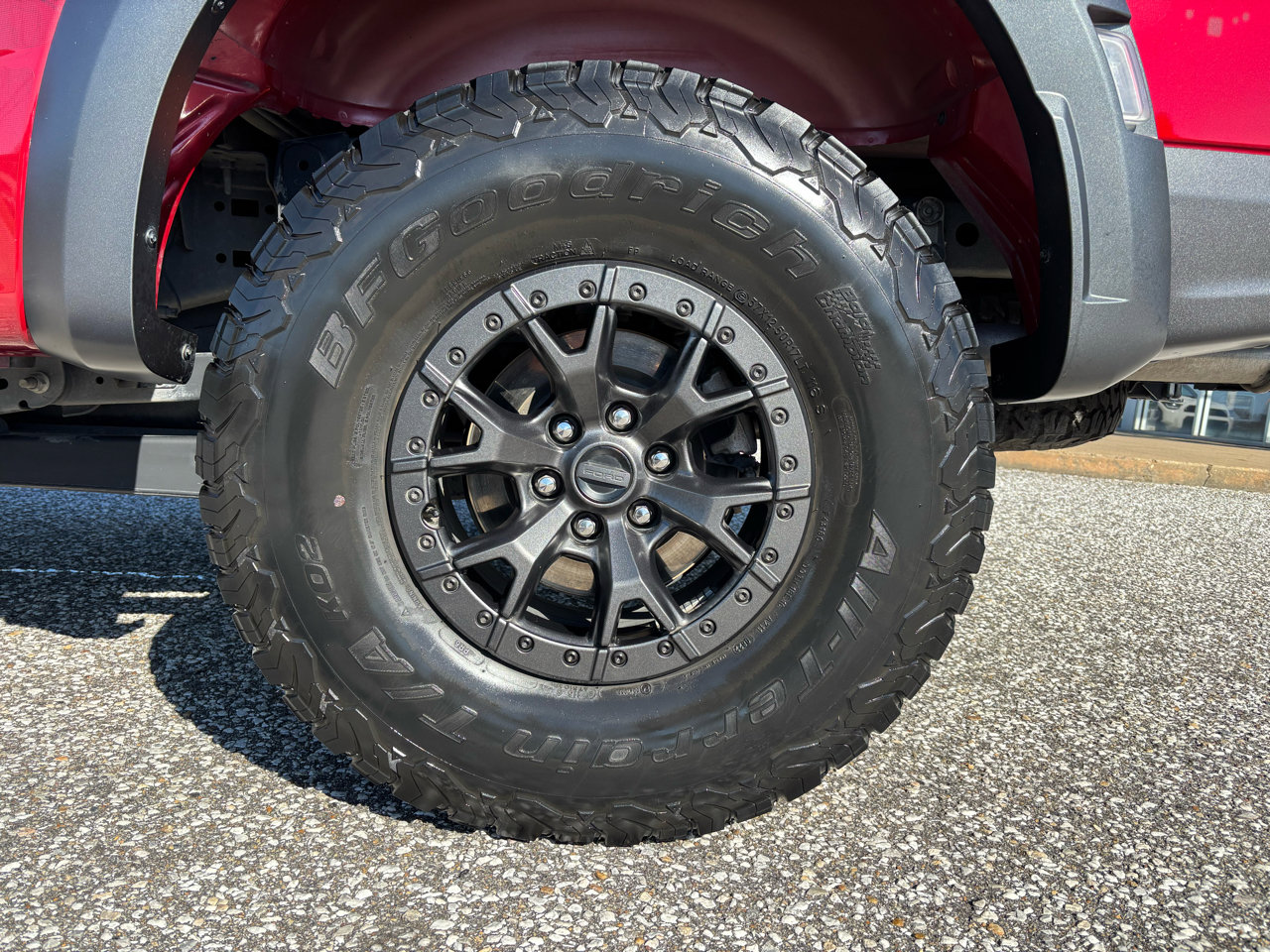 Used 2022 Ford F150 Raptor w/ Raptor 37 Performance Package image 26