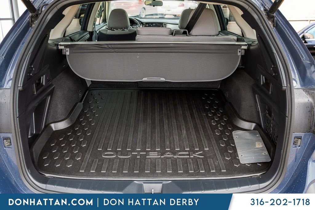 Used 2025 Subaru Outback Premium AWD/4WD image 29