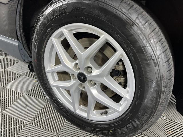 Used 2024 Ford Edge SEL AWD/4WD image 15