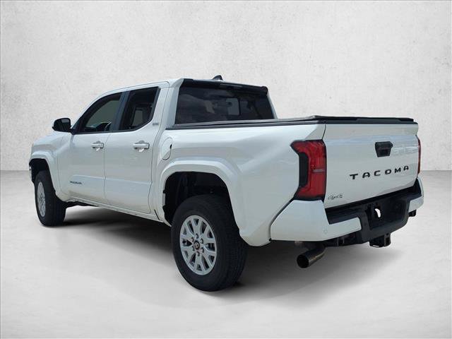 Certified 2024 Toyota Tacoma SR5 AWD/4WD image 9