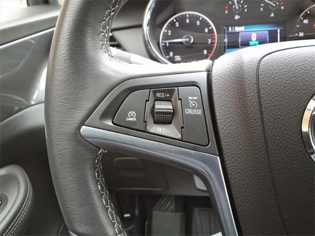 Used 2022 Buick Encore Preferred image 23