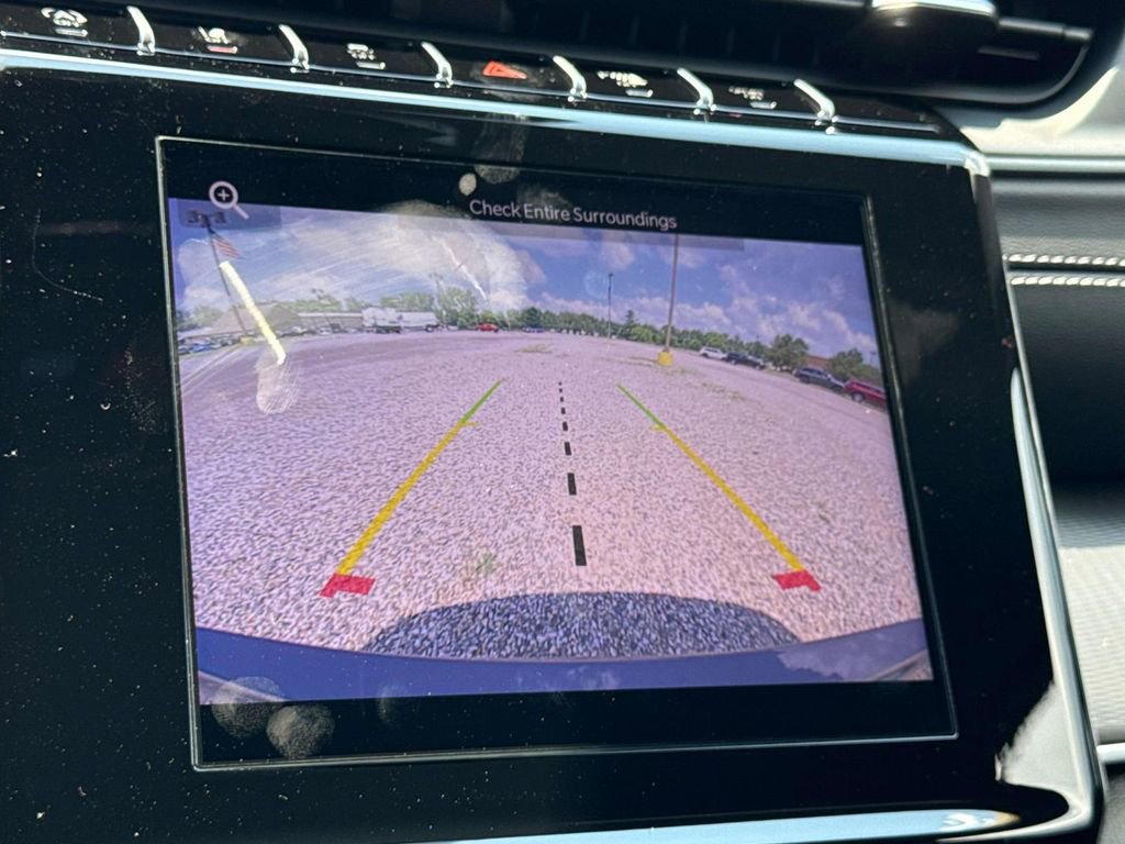 New 2025 Jeep Grand Cherokee L Altitude image 21