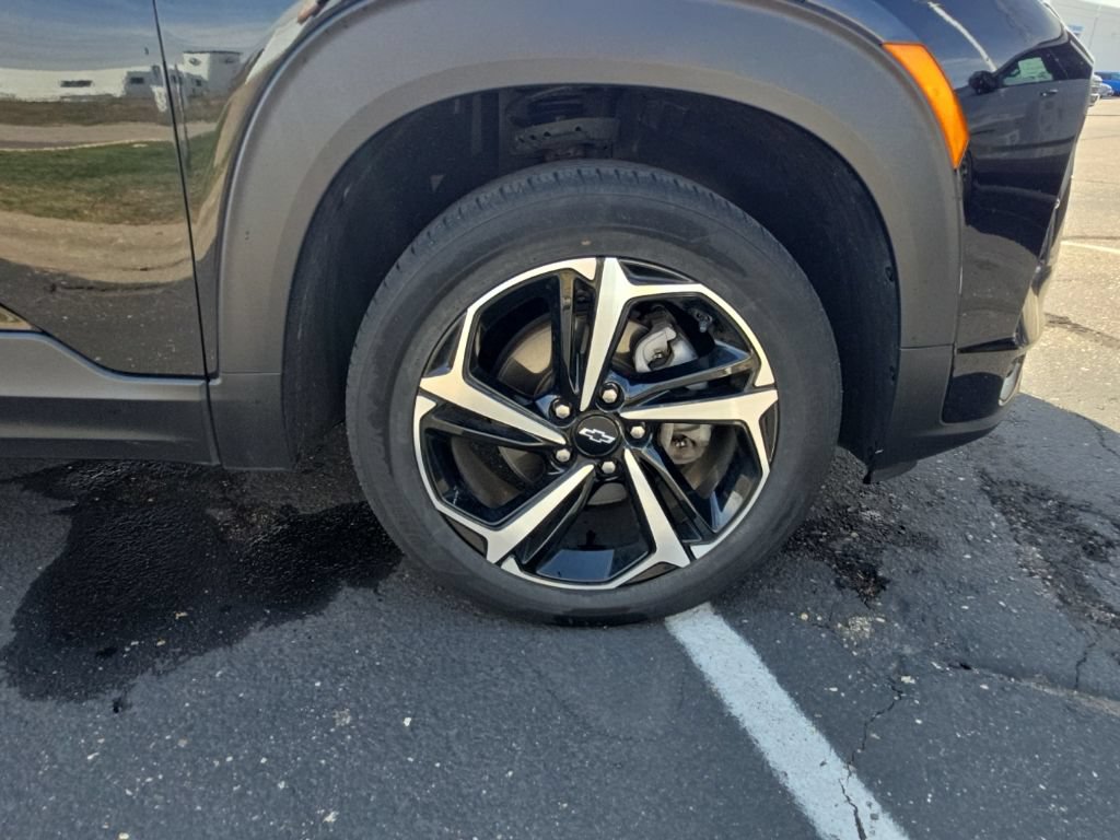 Used 2022 Chevrolet TrailBlazer RS AWD/4WD image 16