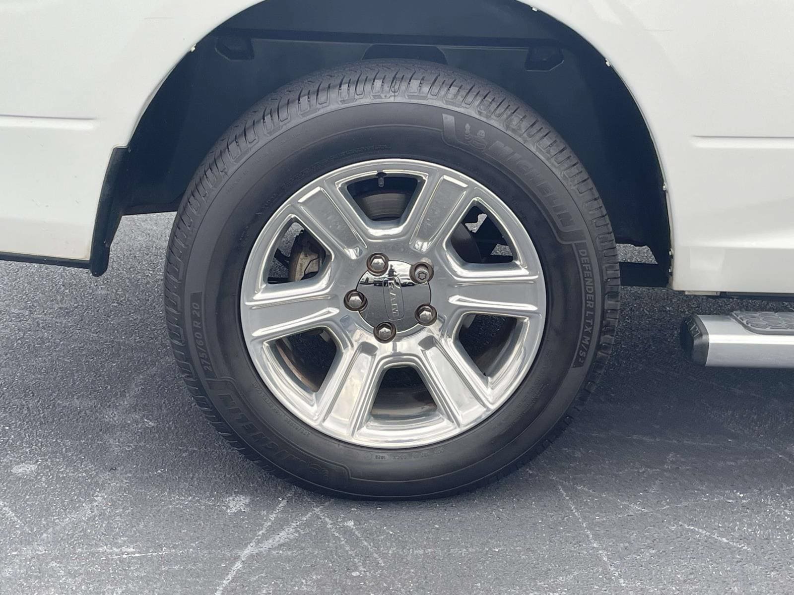 Used 2017 RAM 1500 Lone Star RWD image 9