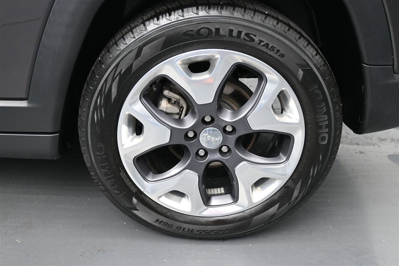Used 2021 Jeep Compass Limited FWD image 16