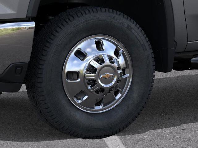 New 2026 Chevrolet Silverado 3500 LT image 9