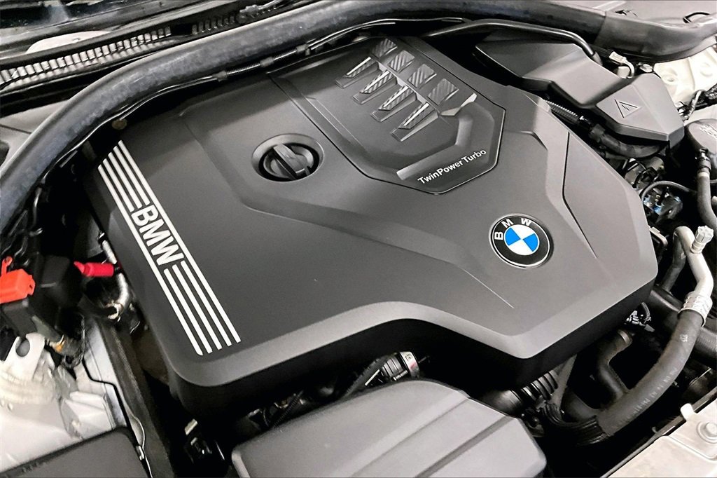 Used 2019 BMW 330i Sedan w/ Driving Assistance Package image 29