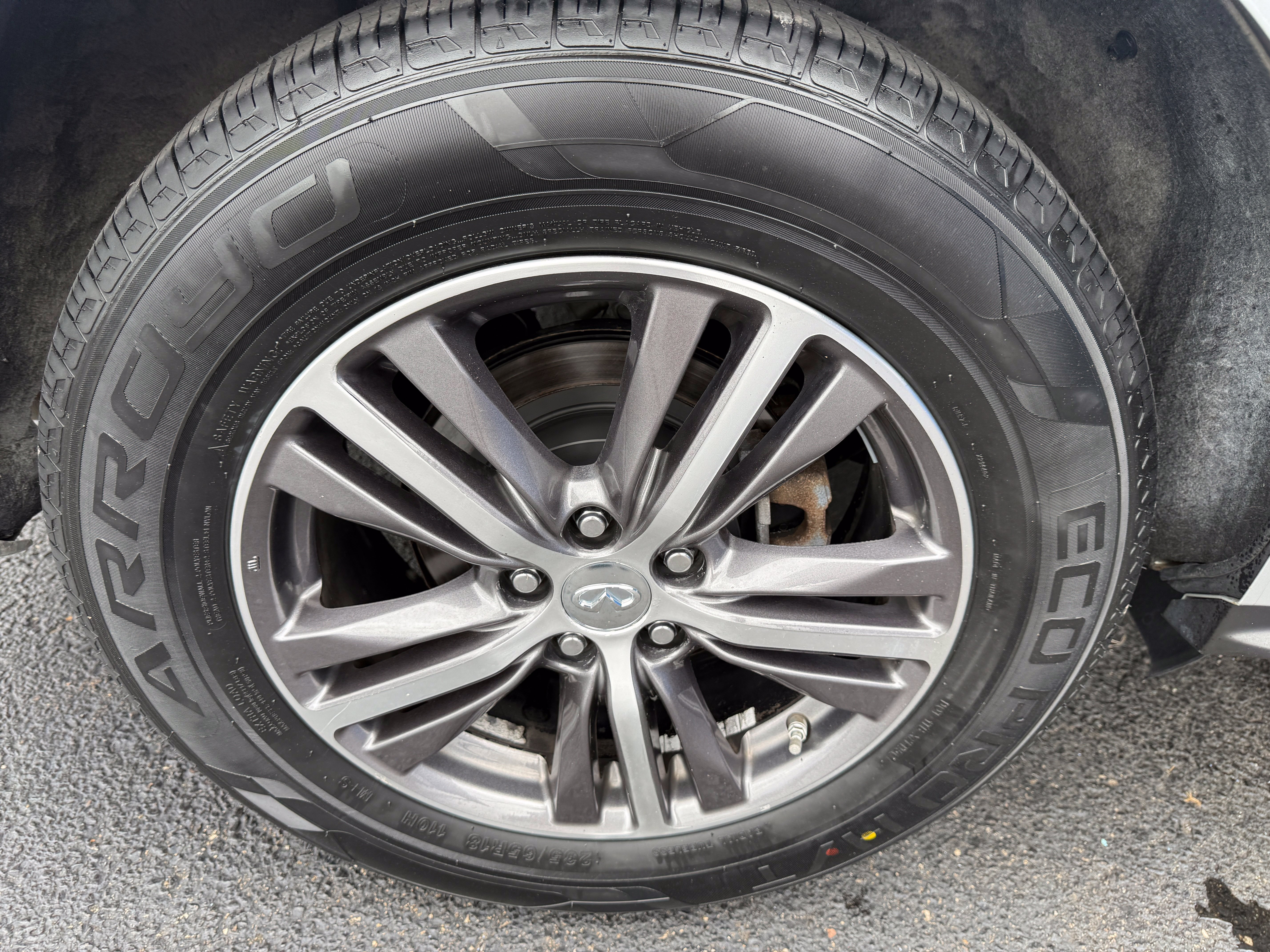 Used 2019 INFINITI QX60 Luxe w/ Essential Package AWD/4WD image 29