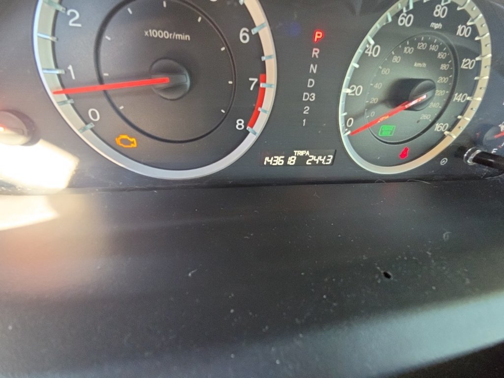 Used 2011 Honda Accord EX-L image 12