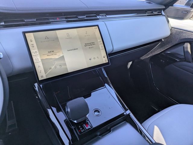 Used 2024 Land Rover Range Rover Sport Dynamic SE image 11