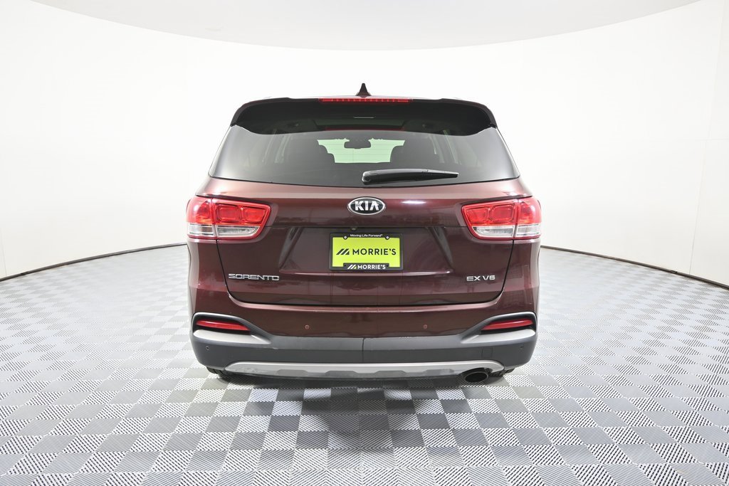 Used 2017 Kia Sorento EX w/ EX Advanced Touring Package image 5