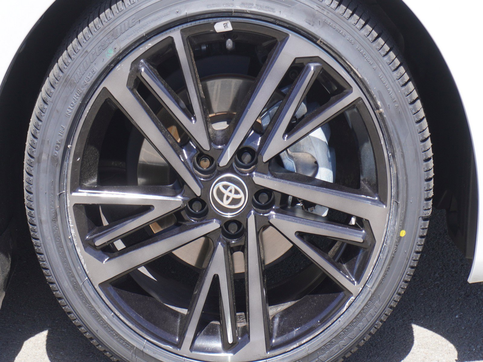 Used 2025 Toyota Camry XSE AWD/4WD image 5