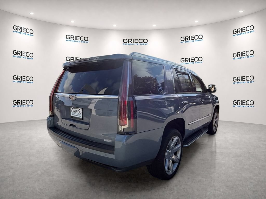 Used 2016 Cadillac Escalade Premium AWD/4WD image 9