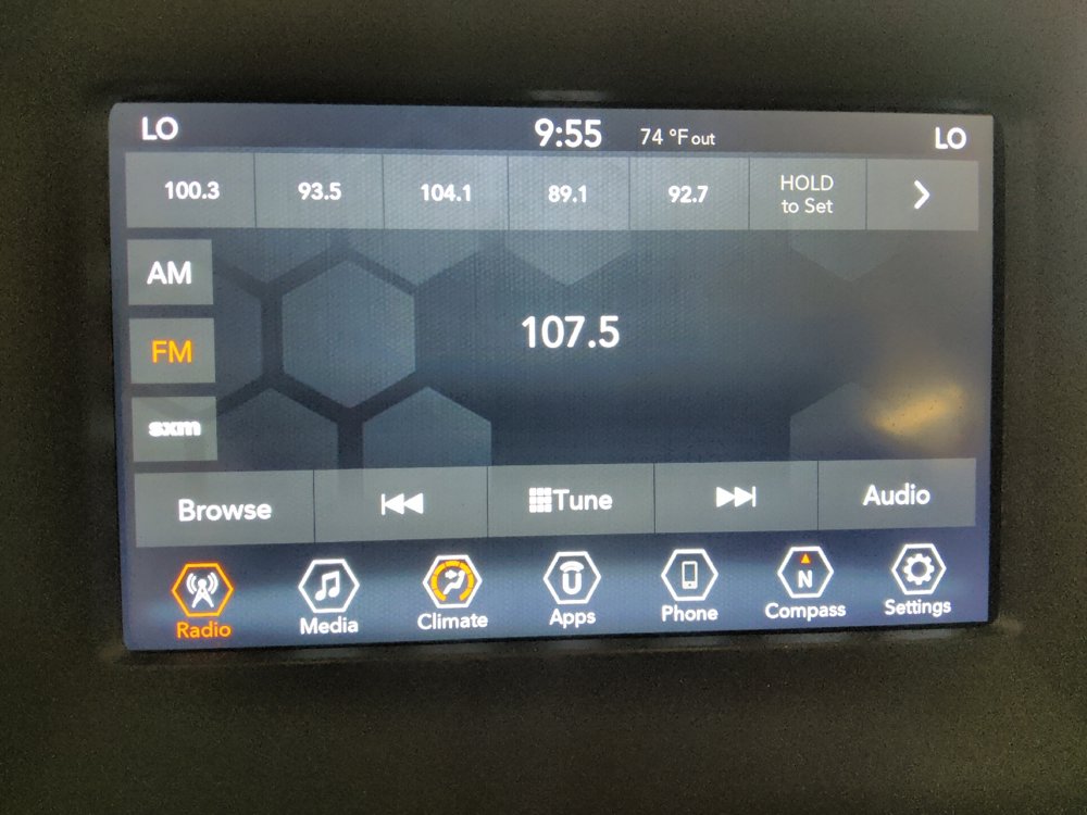 Used 2018 Jeep Compass Latitude w/ Popular Equipment Group FWD image 25