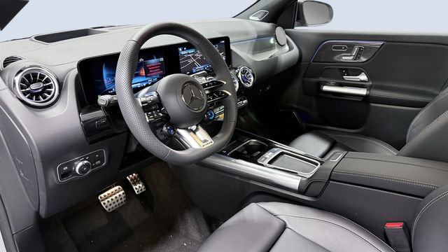 New 2026 Mercedes-Benz GLA 35 AMG 4MATIC image 5