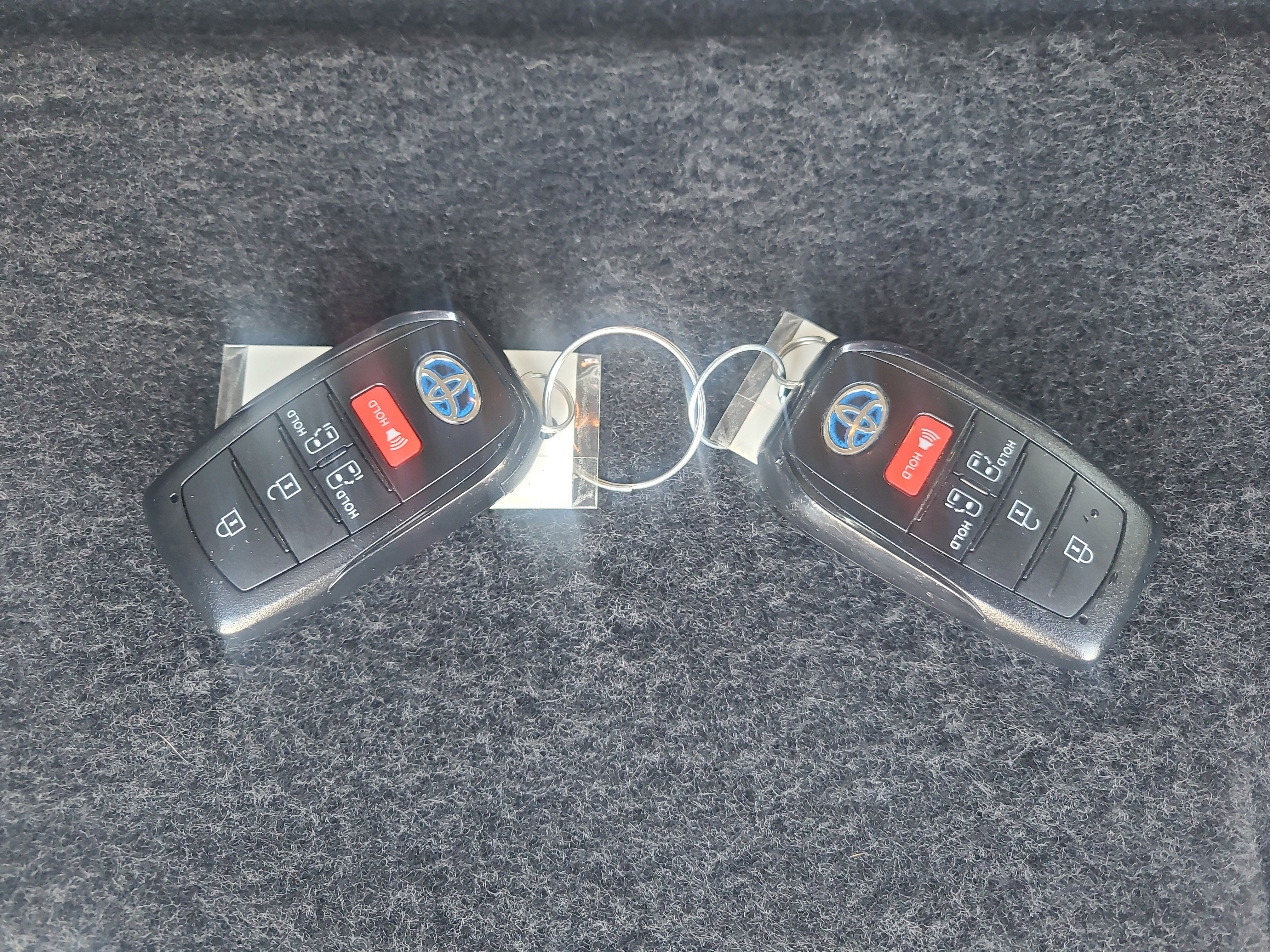 Certified 2023 Toyota Sienna LE AWD/4WD image 30