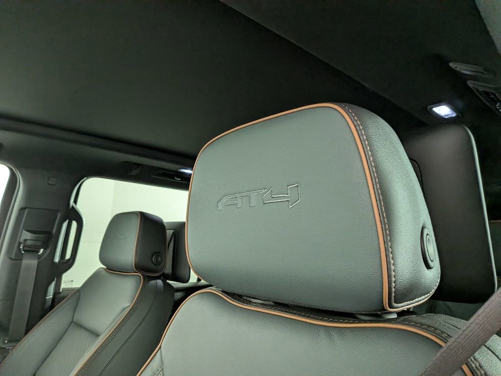 New 2026 GMC Yukon XL AT4 image 18