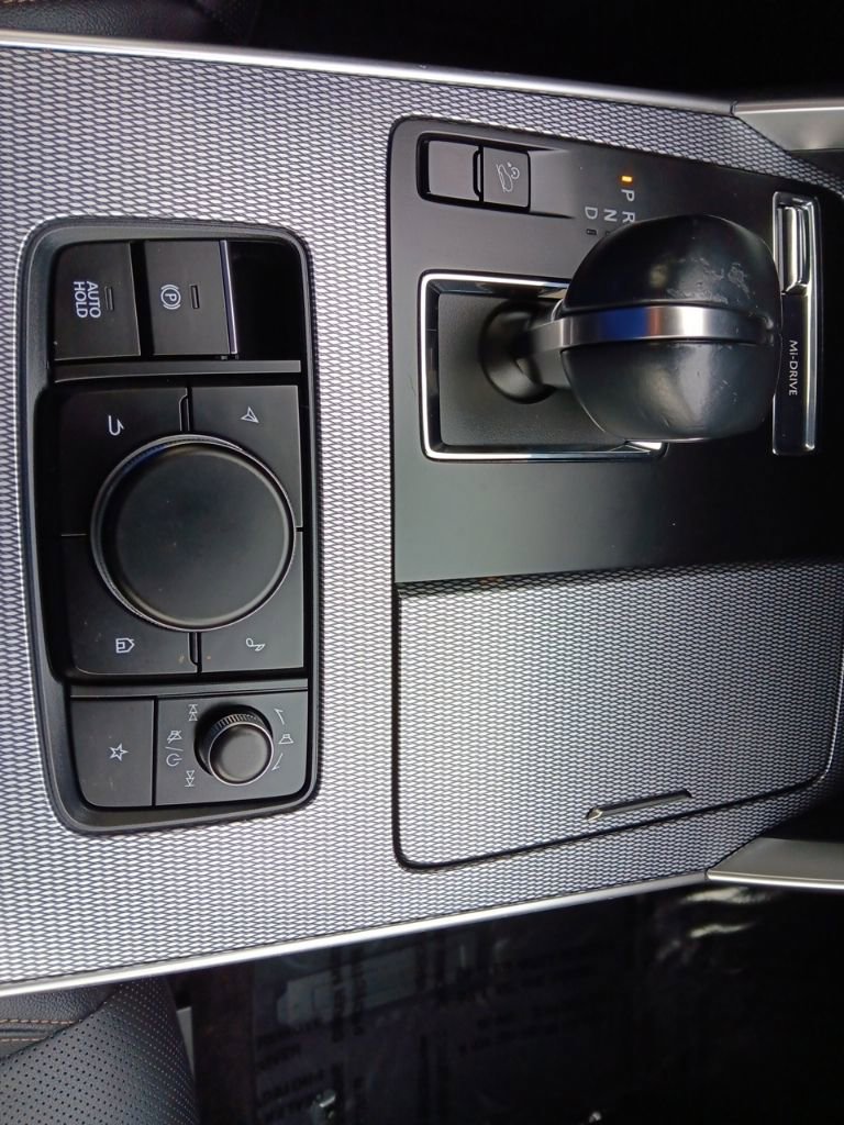 Certified 2024 MAZDA CX-90 3.3 Turbo w/ Preferred Plus image 27