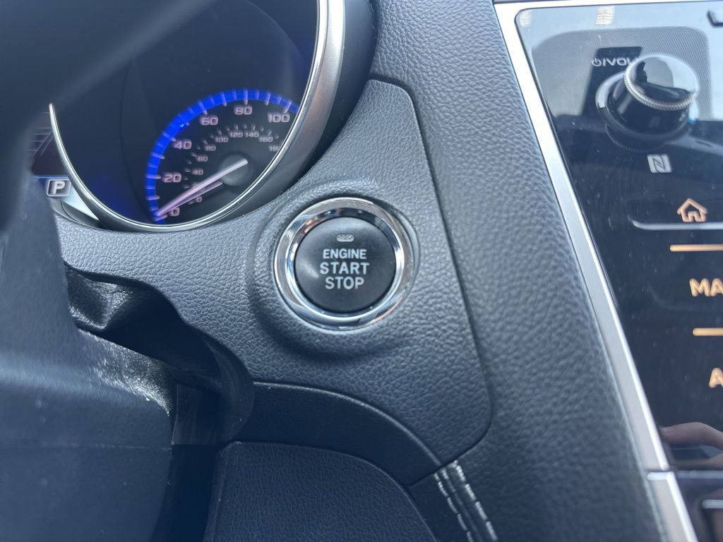 Used 2018 Subaru Outback 3.6R Touring image 18