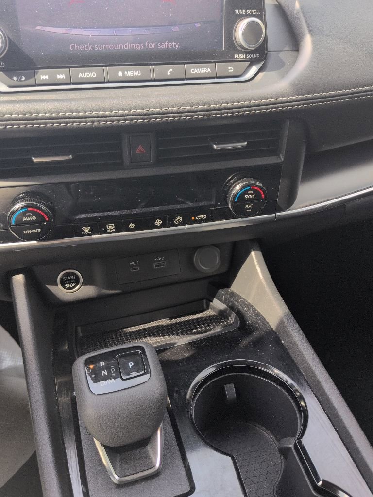 Used 2023 Nissan Rogue SV AWD/4WD image 38