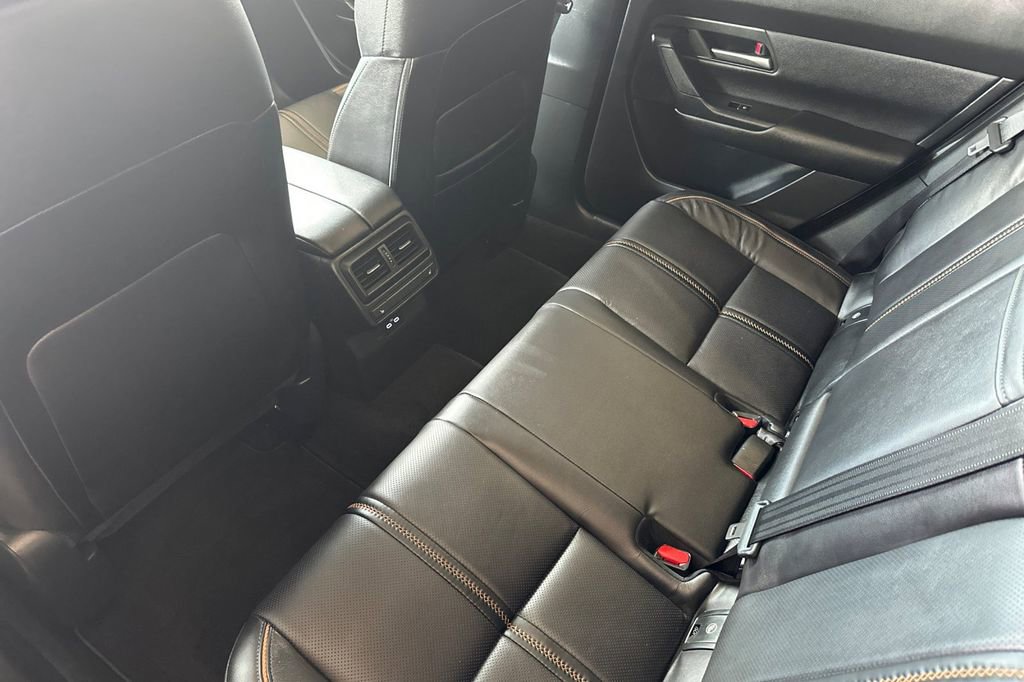 Used 2025 MAZDA CX-50 AWD 2.5 Turbo w/ Premium Pkg image 13