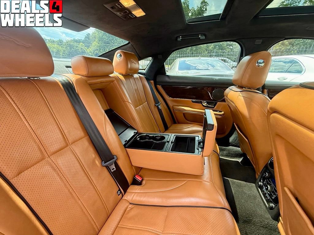 Used 2012 Jaguar XJ RWD image 31