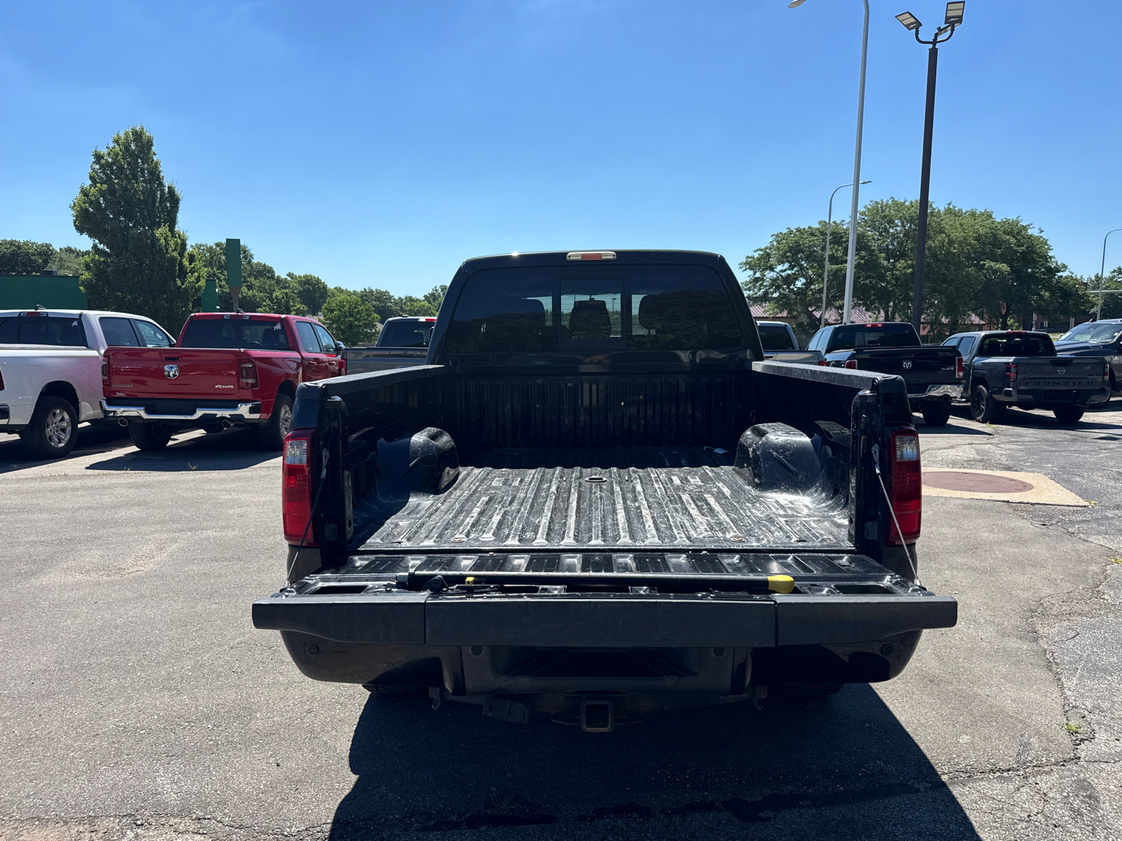Used 2014 Ford F250 Platinum w/ FX4 Off-Road Package AWD/4WD image 19