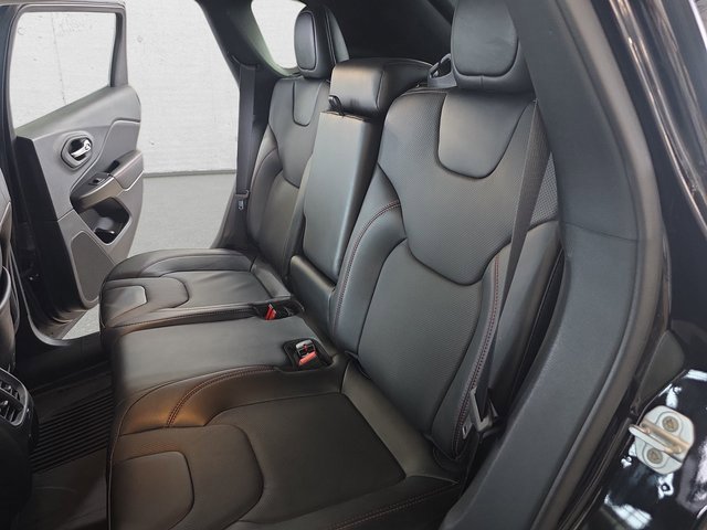 Used 2022 Jeep Cherokee Trailhawk w/ Sound & Nav Group image 13