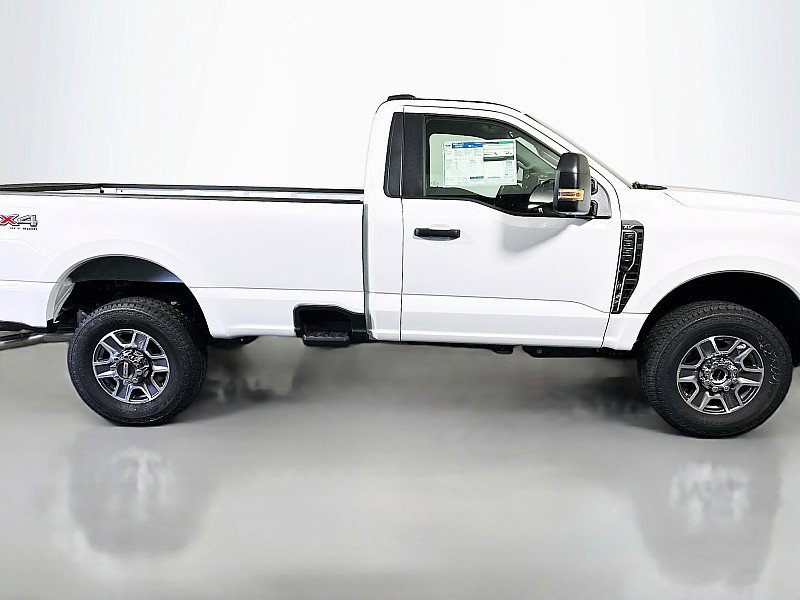 New 2025 Ford F350 XLT w/ FX4 Off-Road Package AWD/4WD image 8