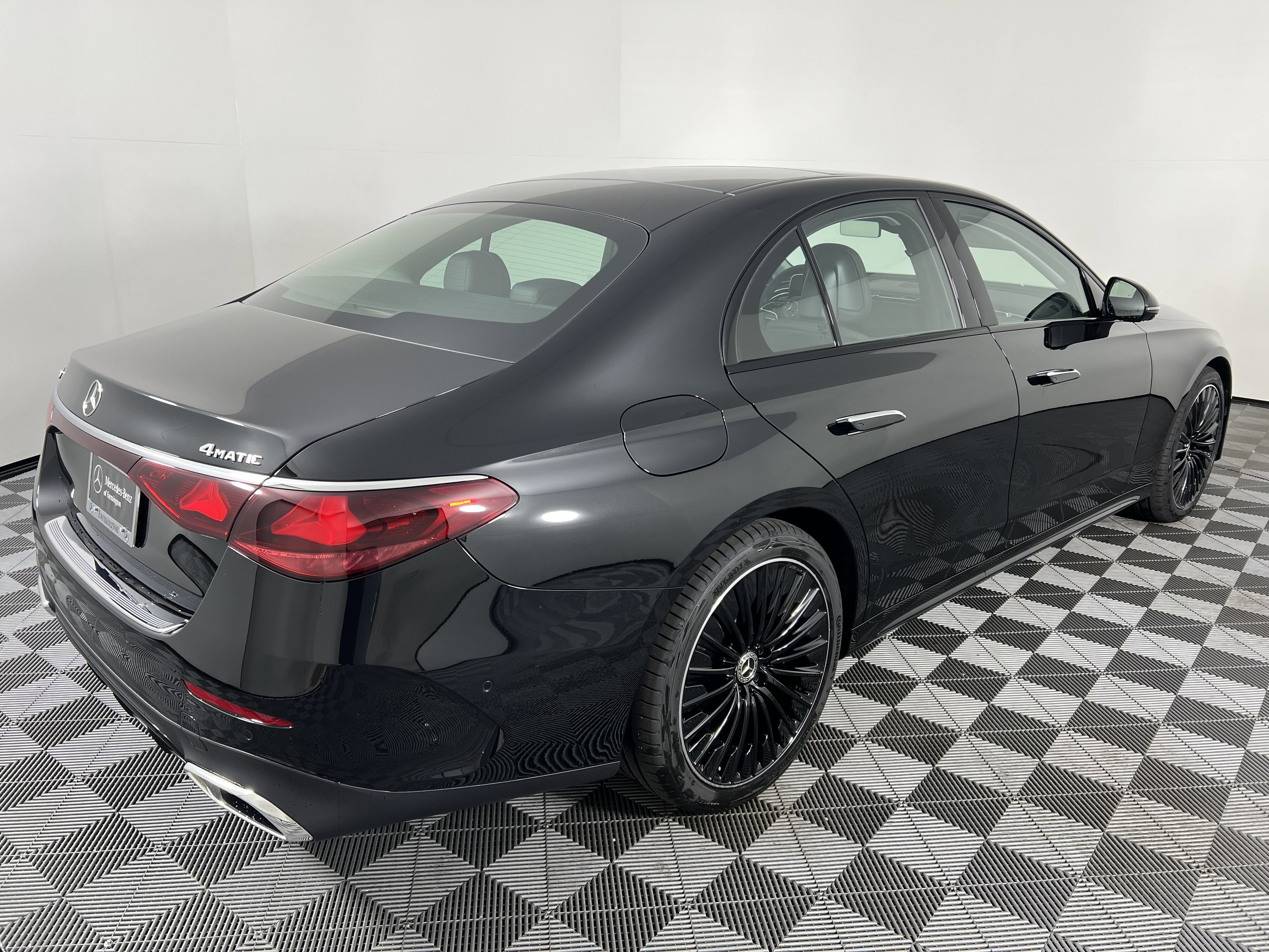 New 2026 Mercedes-Benz E 350 4MATIC Sedan image 13