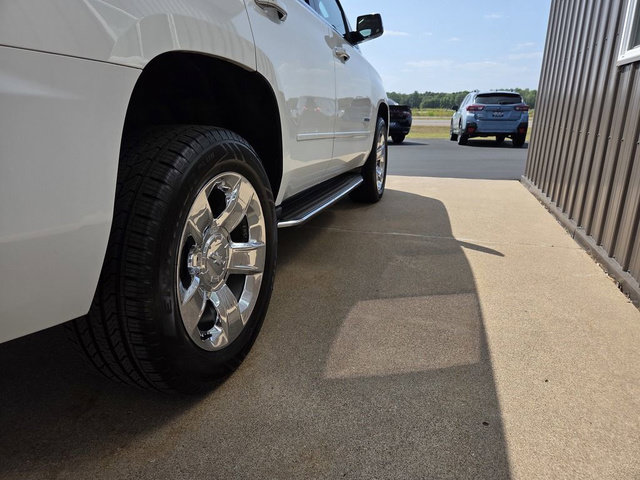 Used 2017 Chevrolet Tahoe Premier w/ Max Trailering Package AWD/4WD image 11