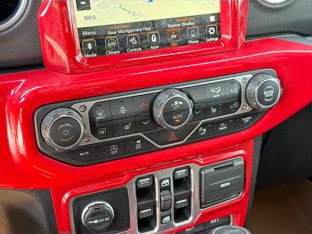 Used 2020 Jeep Gladiator Overland AWD/4WD image 16