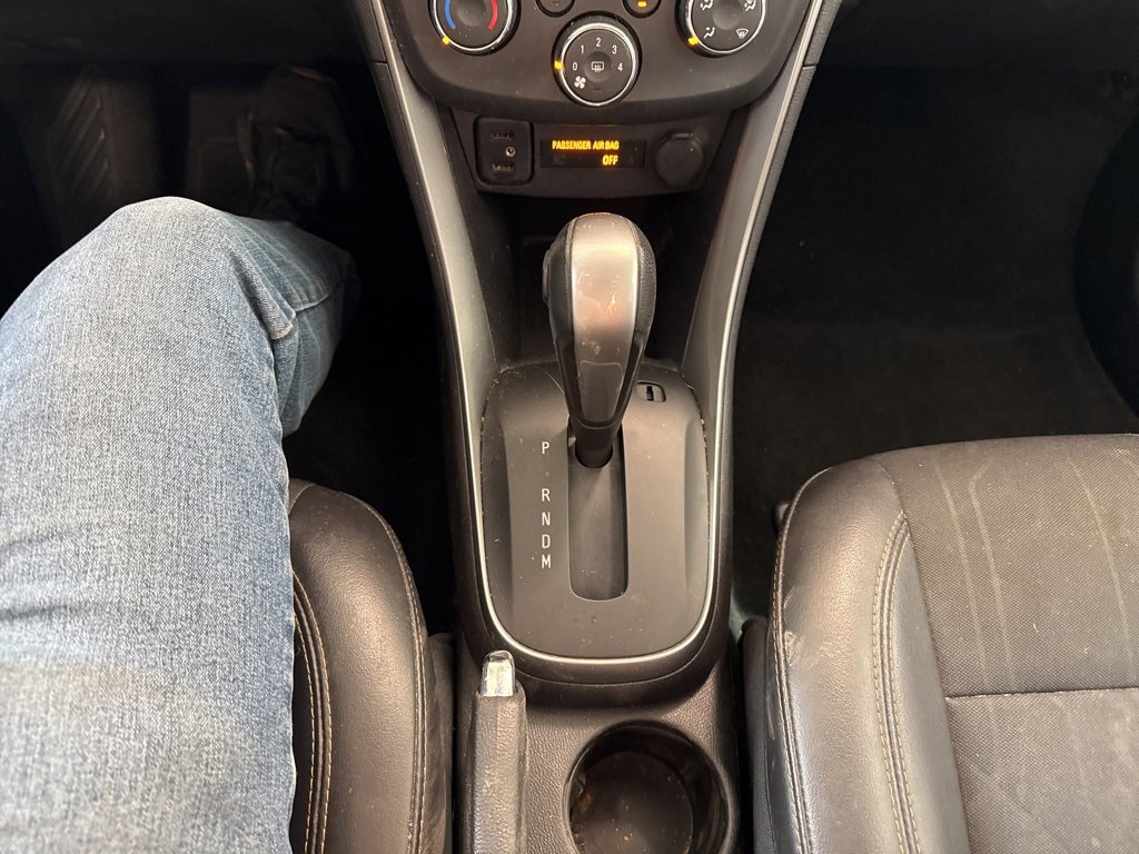 Used 2017 Chevrolet Trax LT w/ LT Convenience Package image 26