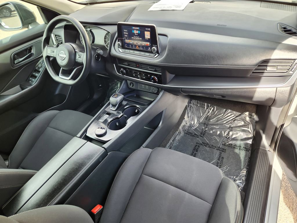 Used 2024 Nissan Rogue S image 17