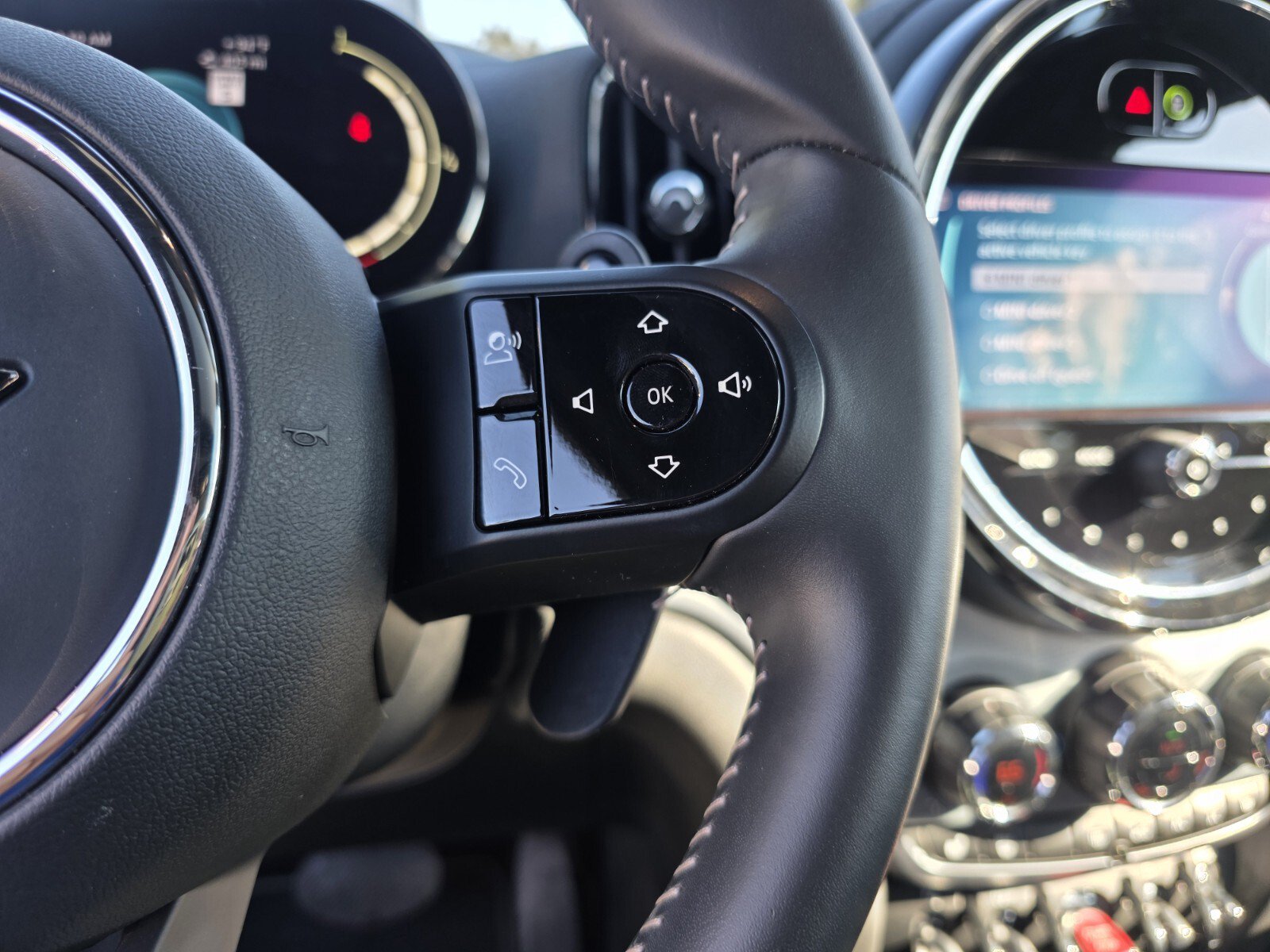 Used 2024 MINI Cooper Countryman S w/ Mini Untamed Edition FWD image 20