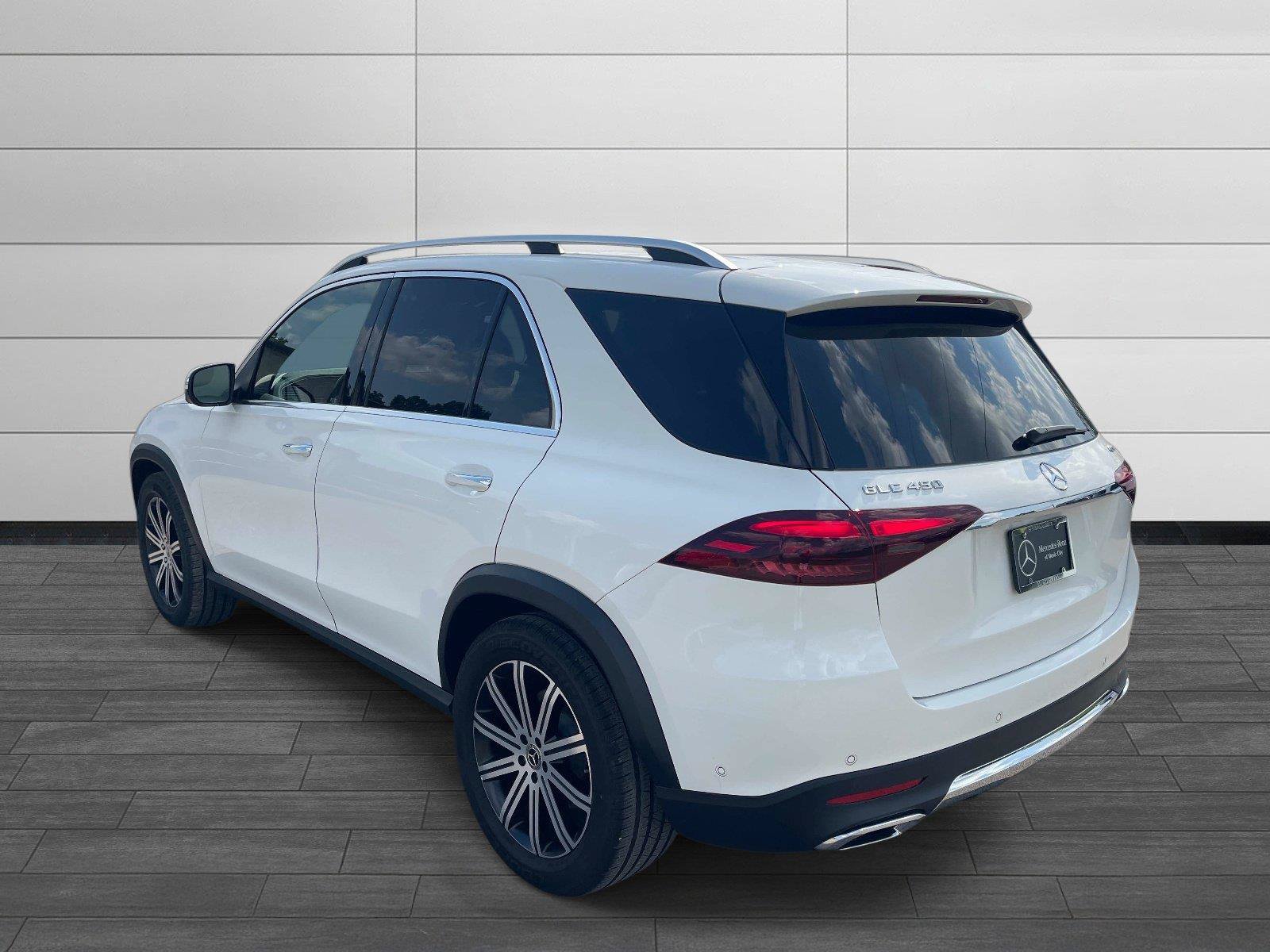 Certified 2025 Mercedes-Benz GLE 450 4MATIC image 5