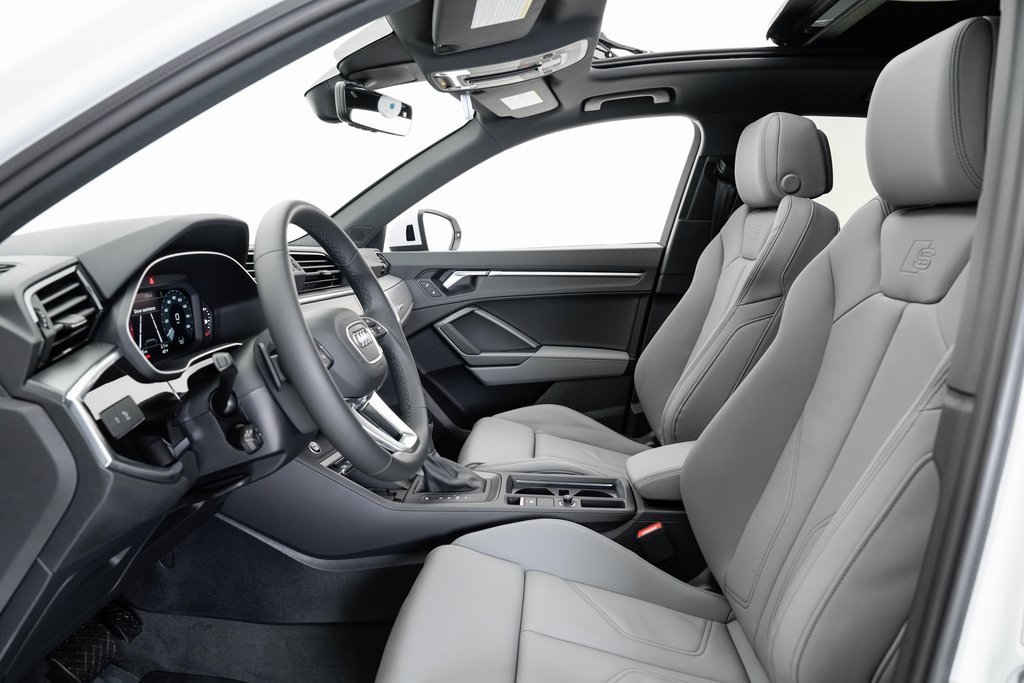 Certified 2024 Audi Q3 2.0T Premium image 12