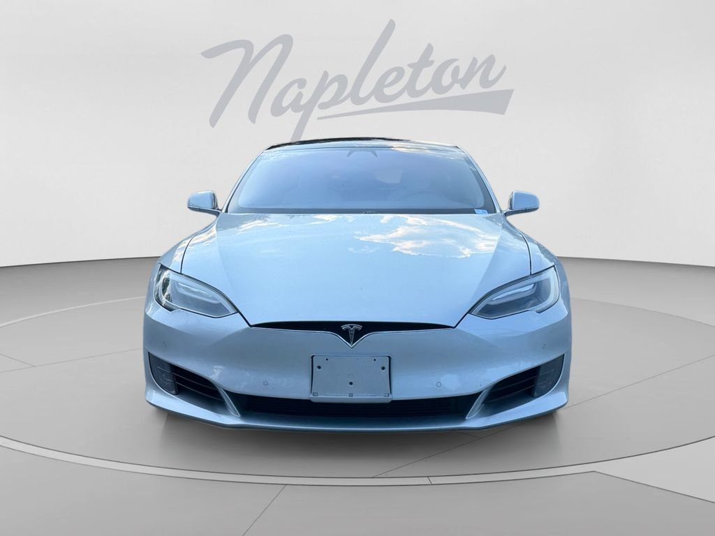 Used 2017 Tesla Model S 75D AWD/4WD image 2