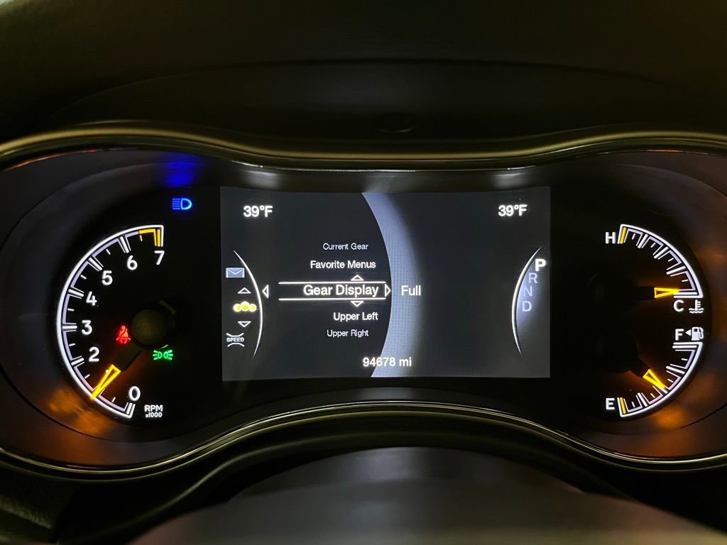 Used 2017 Jeep Grand Cherokee Limited w/ Trailer Tow Group IV image 21