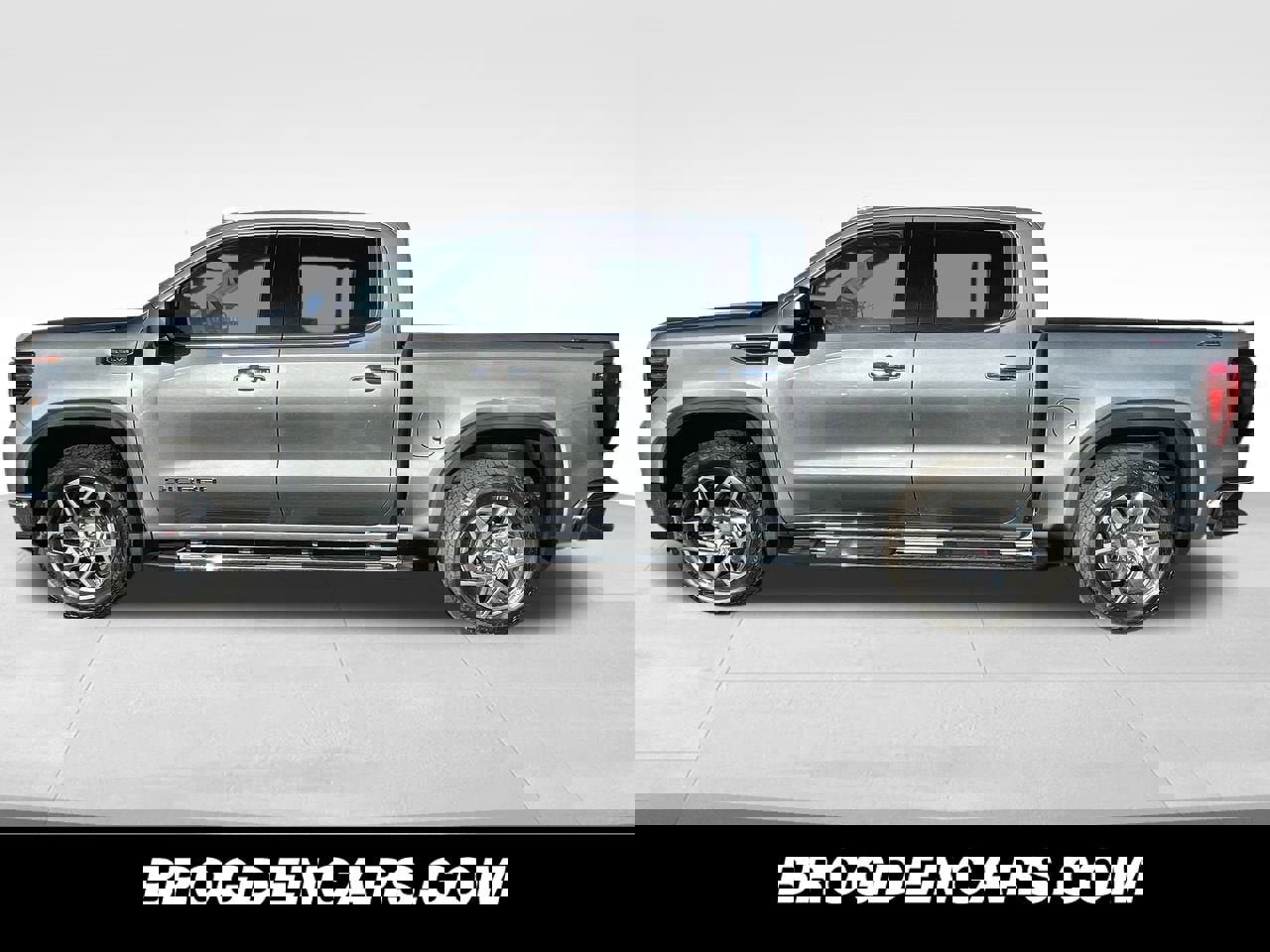 New 2026 GMC Sierra 1500 SLT w/ SLT Premium Plus Package image 8