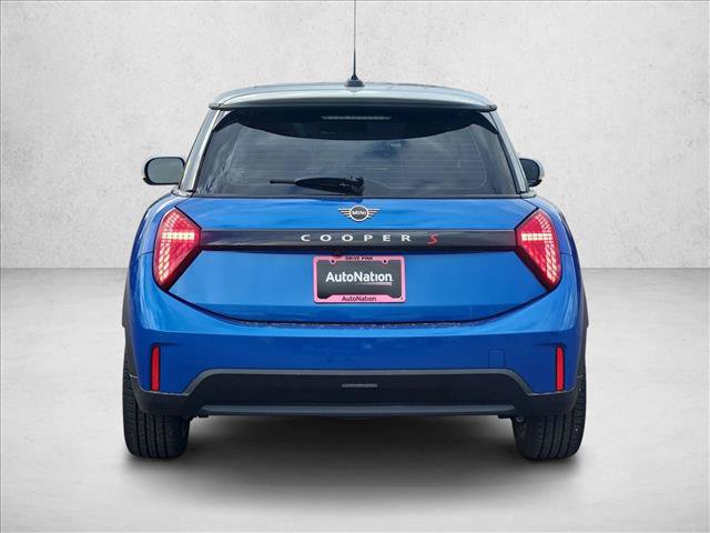 Used 2025 MINI Cooper S FWD image 7