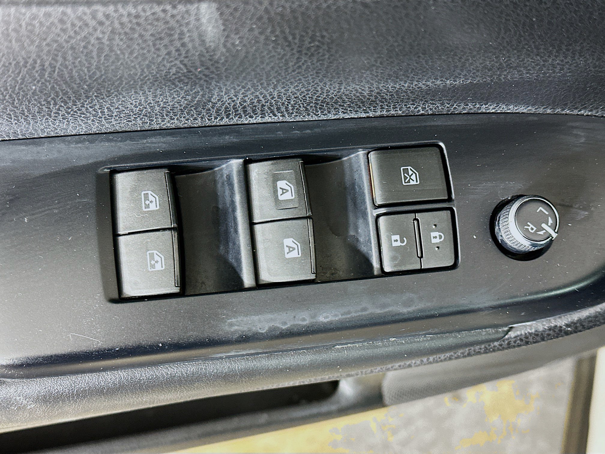 Used 2018 Toyota Highlander XLE FWD image 15