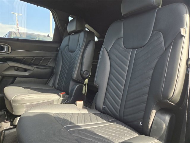 Used 2025 Kia Sorento SX Prestige image 10