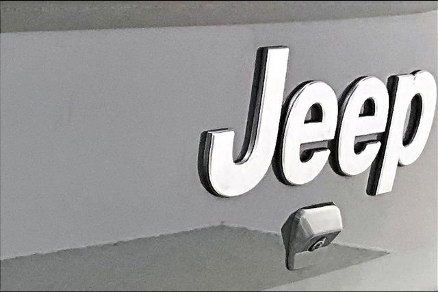 Used 2022 Jeep Gladiator Overland w/ Popular Equipment Package image 41