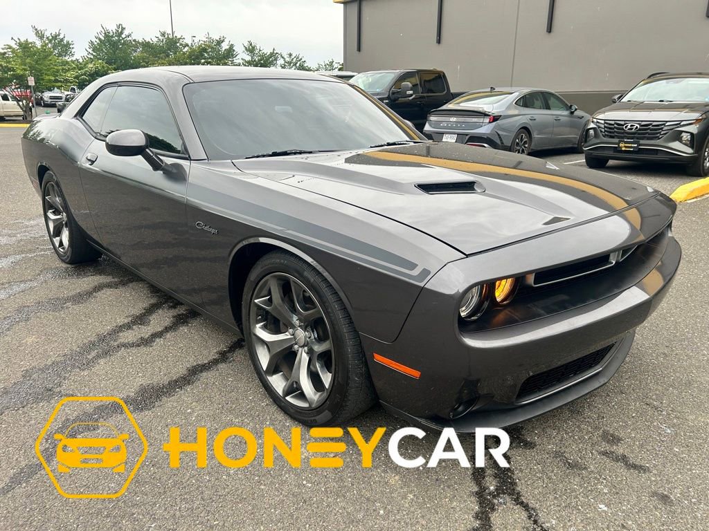 Used 2015 Dodge Challenger R/T Plus RWD image 1