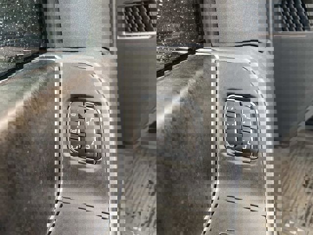 Used 2023 Ford F250 Lariat w/ Sport Appearance Package image 19